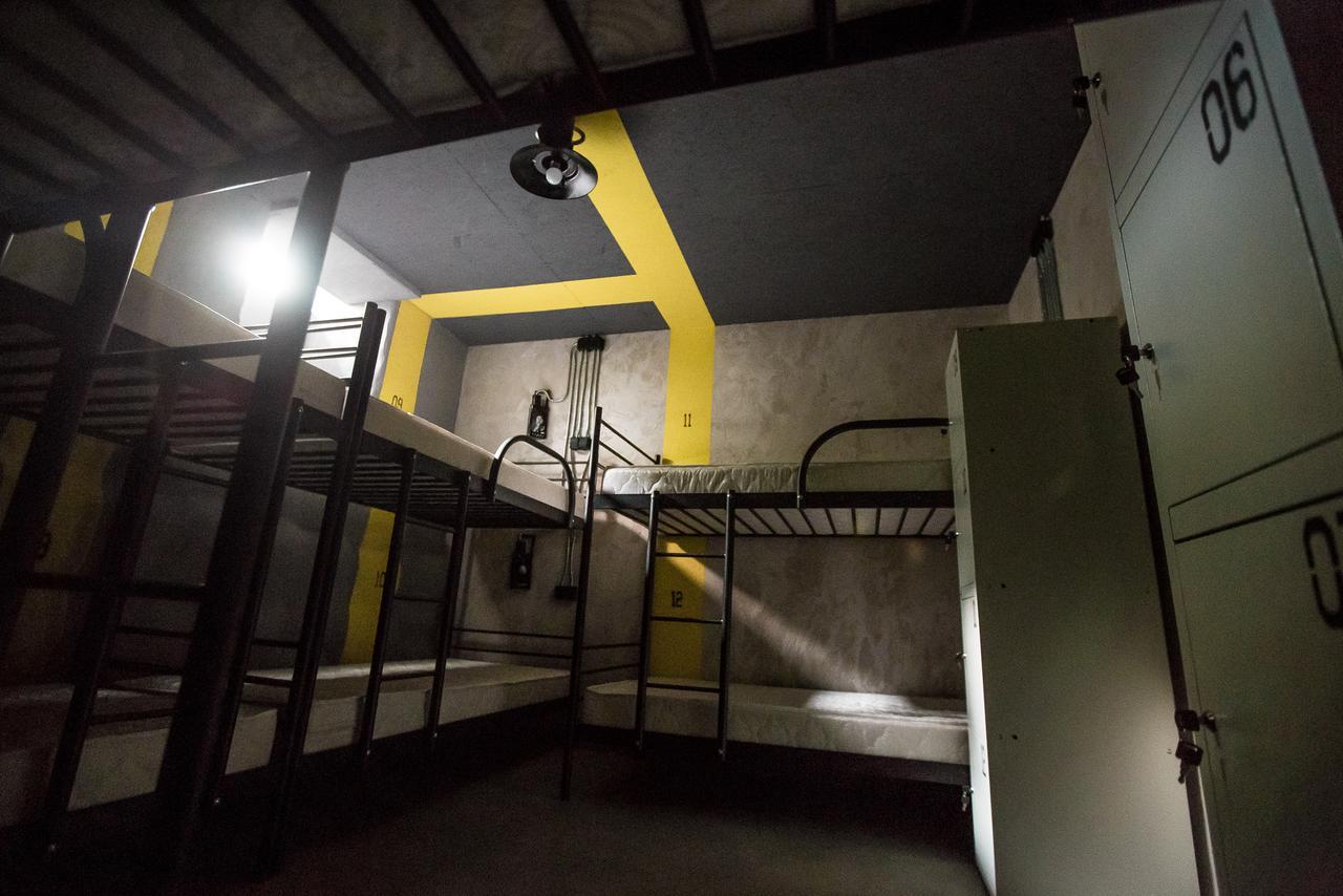Auberge de jeunesse Lviv Loft Prison Extérieur photo