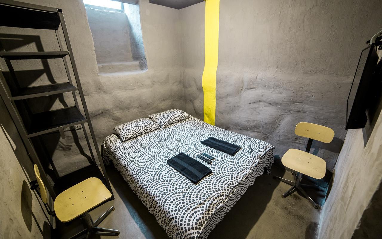 Auberge de jeunesse Lviv Loft Prison Extérieur photo