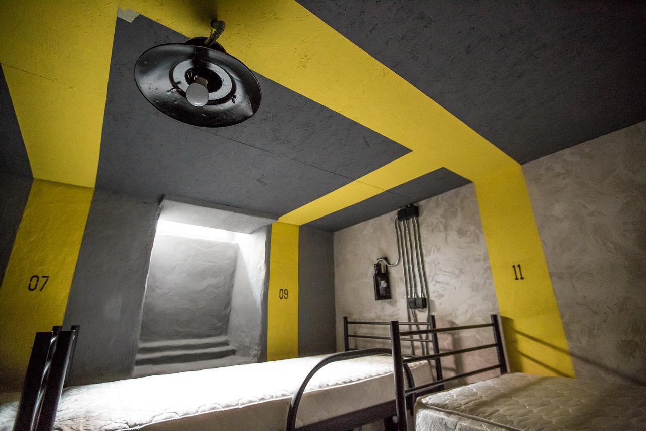 Auberge de jeunesse Lviv Loft Prison Extérieur photo