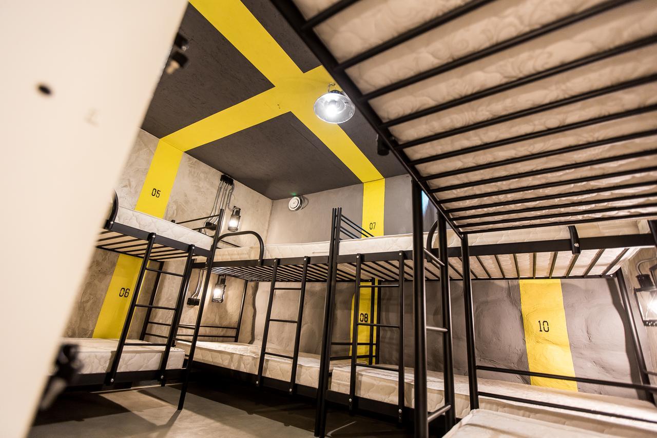 Auberge de jeunesse Lviv Loft Prison Extérieur photo