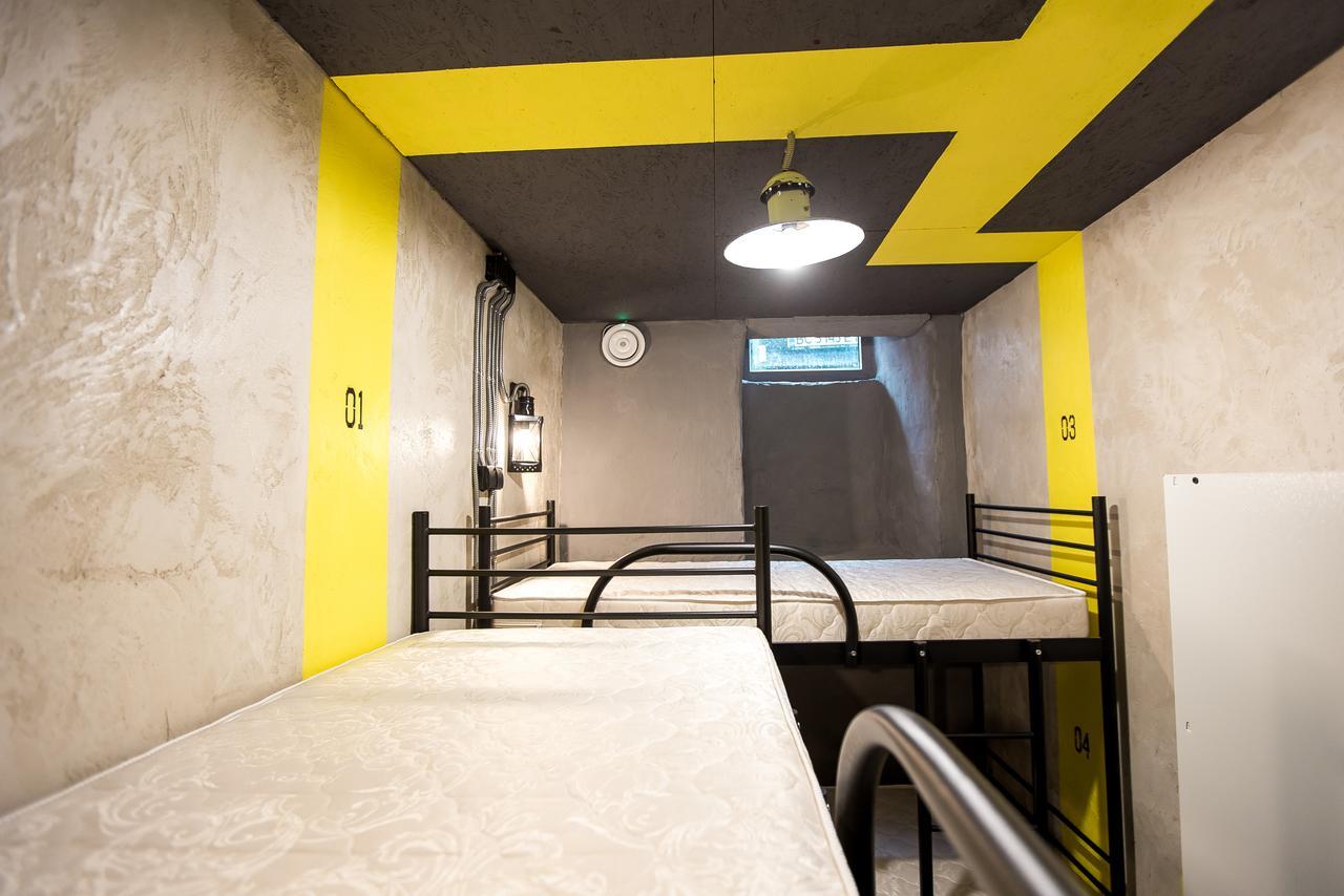 Auberge de jeunesse Lviv Loft Prison Extérieur photo