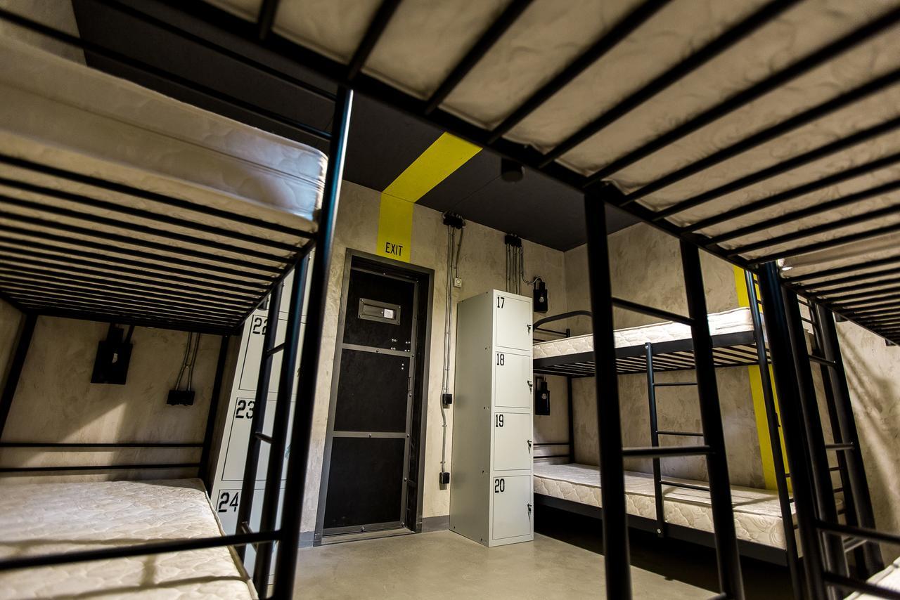 Auberge de jeunesse Lviv Loft Prison Extérieur photo