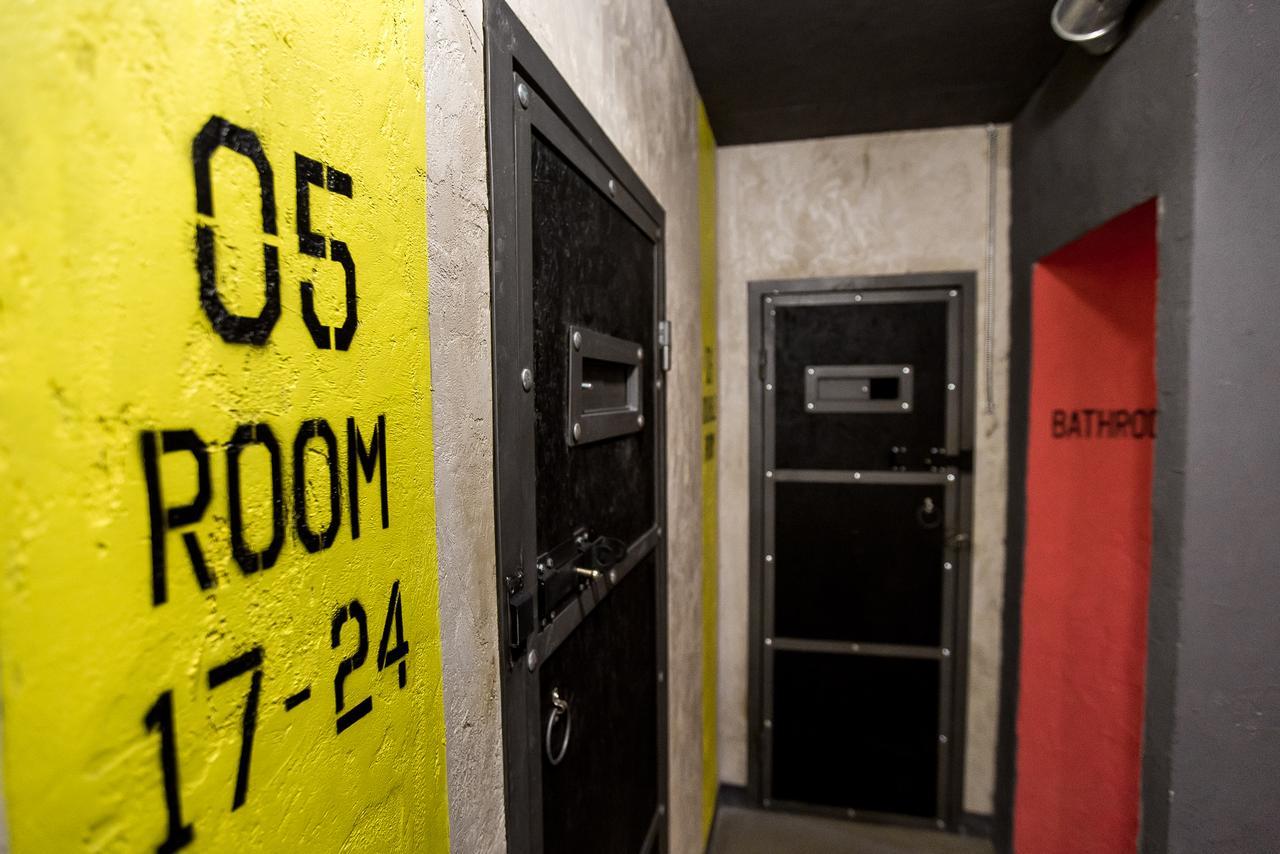 Auberge de jeunesse Lviv Loft Prison Extérieur photo