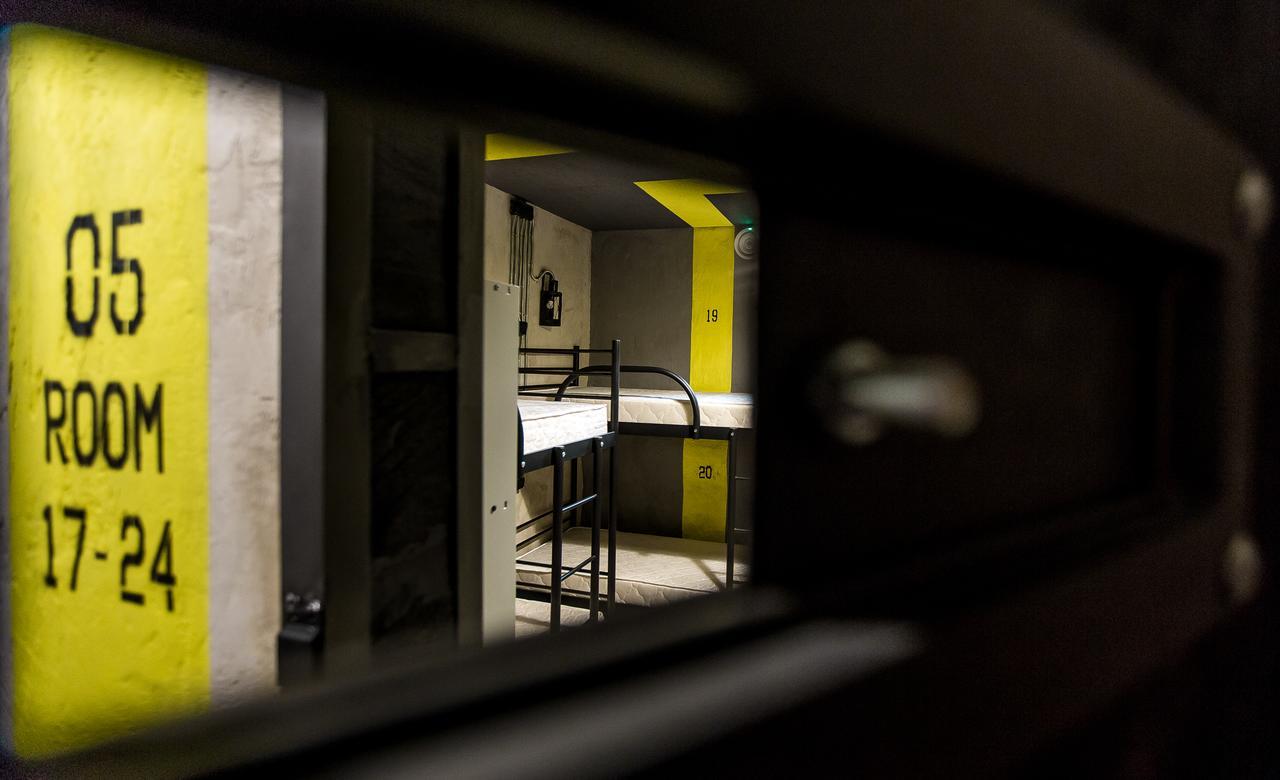 Auberge de jeunesse Lviv Loft Prison Extérieur photo