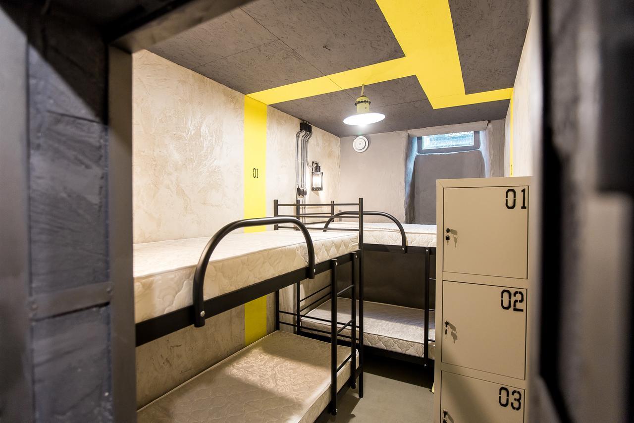 Auberge de jeunesse Lviv Loft Prison Extérieur photo