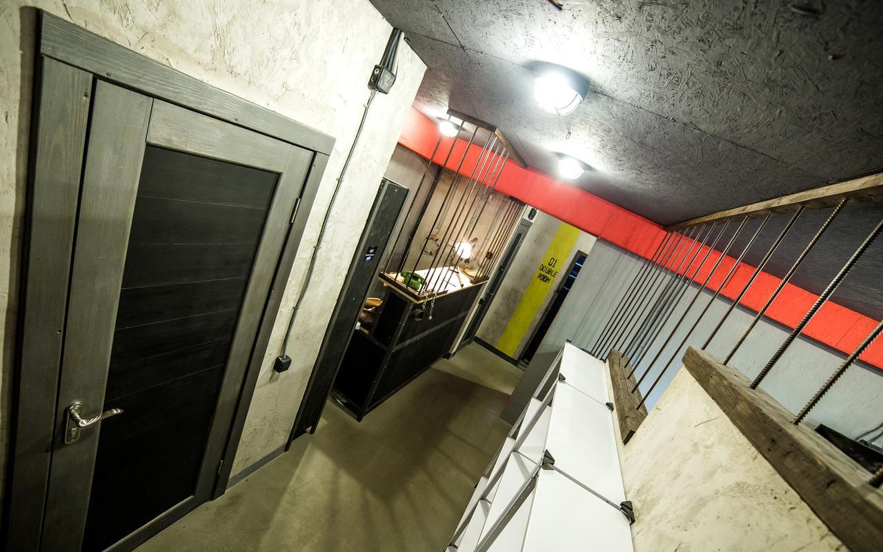 Auberge de jeunesse Lviv Loft Prison Extérieur photo